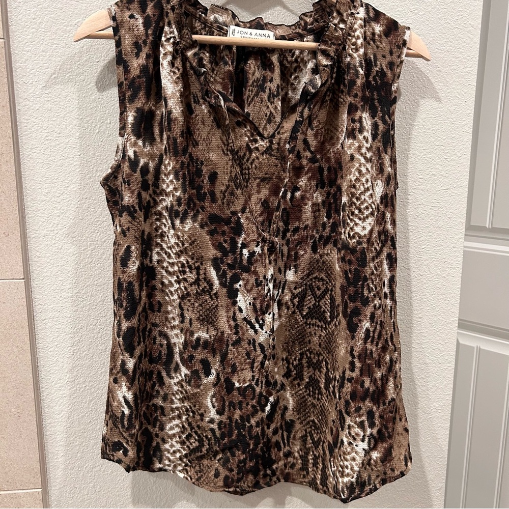 ✨Jon & Anna Snake Print‎ sleeveless Blouse - Brown and Black Size Medium